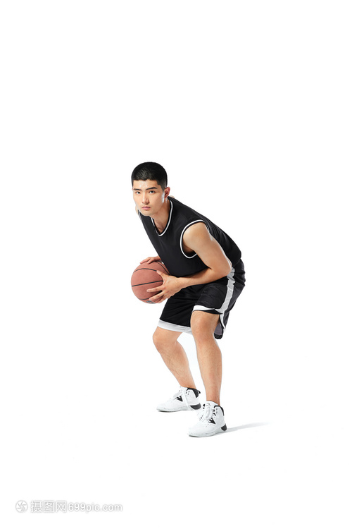 籃球運(yùn)動(dòng)員運(yùn)球